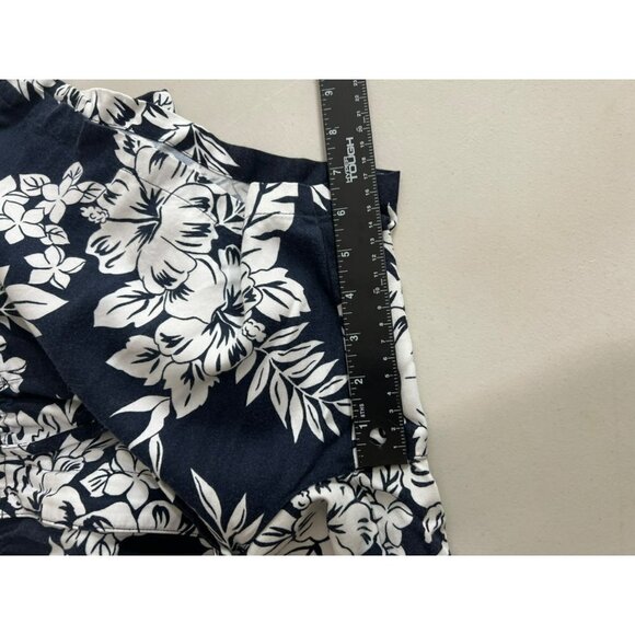 Ms. Lee Hawaiian Print Loose Fit Button Front Elastic Waist Zipper Shorts 7" Ins - Picture 8 of 8